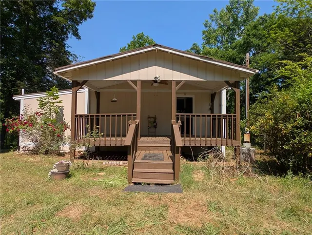 Cheap Pine Forest Real Estate