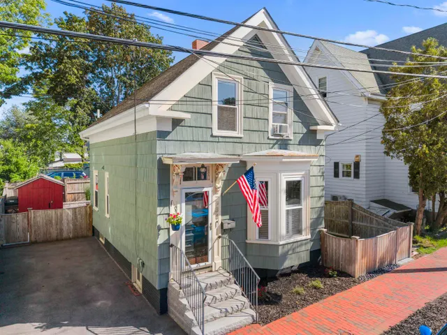 Popular Rockingham Real Estate