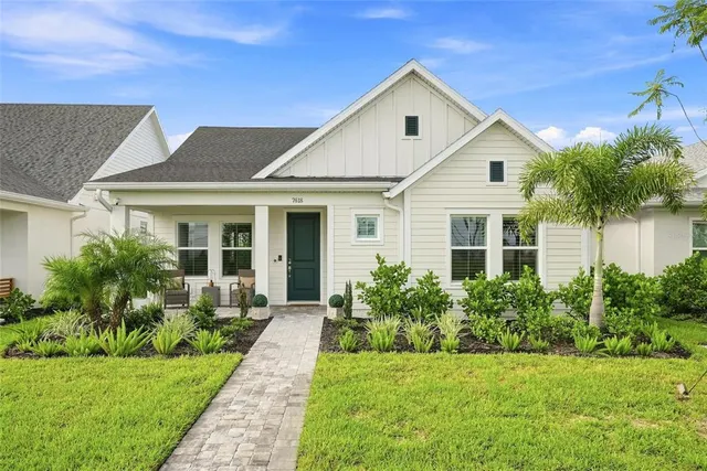 Popular SEAFLOWER PH I Real Estate