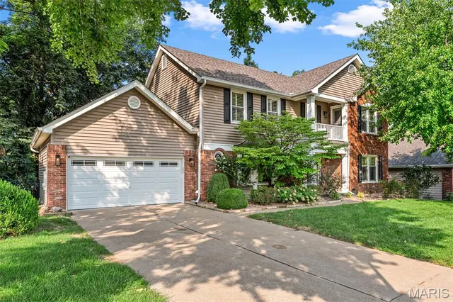 Popular Foxborough Estate  Real Estate