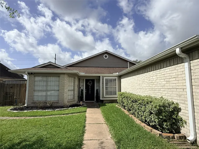 Cheap West Memorial Real Estate