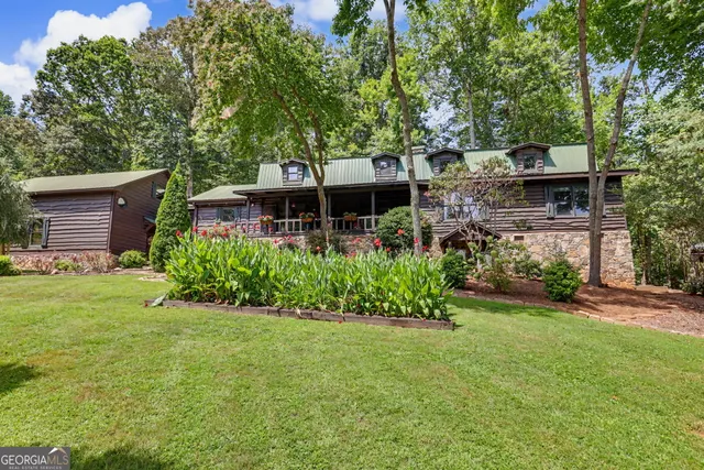 Popular Eagle Chase Real Estate