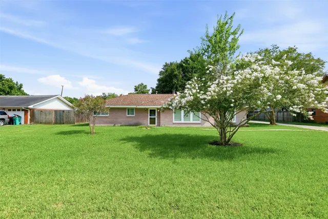 Popular Lakewood Sec L Real Estate
