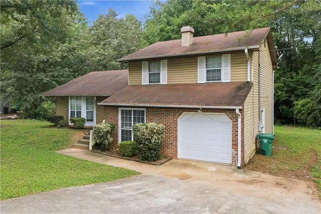 Popular Meadow Green Real Estate