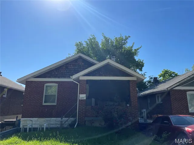 Popular Mayfair Park Real Estate