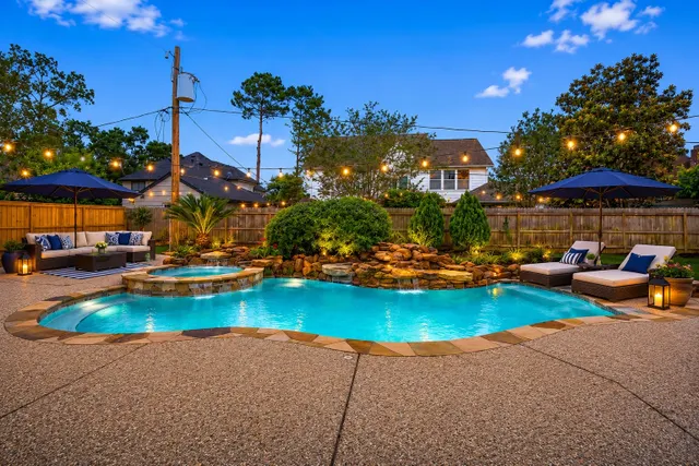 Popular Memorial Northwest Sec 09 Real Estate