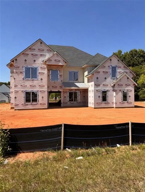 Popular Hall Rd Real Estate