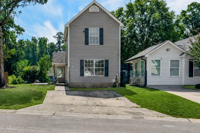 Cheap Stratford Park Real Estate