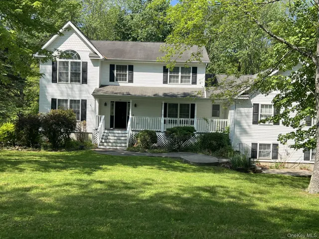 Popular Salisbury Mills Real Estate