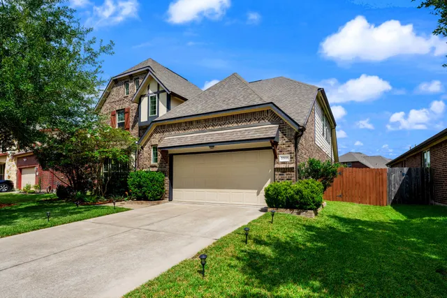 Popular Fieldstone Sec 5 Real Estate