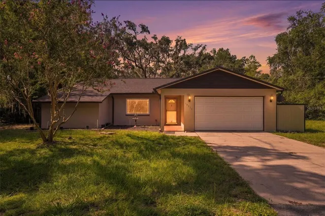 Popular POTTERFIELD GARDEN AC - JJ Real Estate
