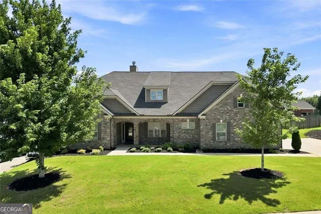 Expensive Cobblestone Farms Real Estate
