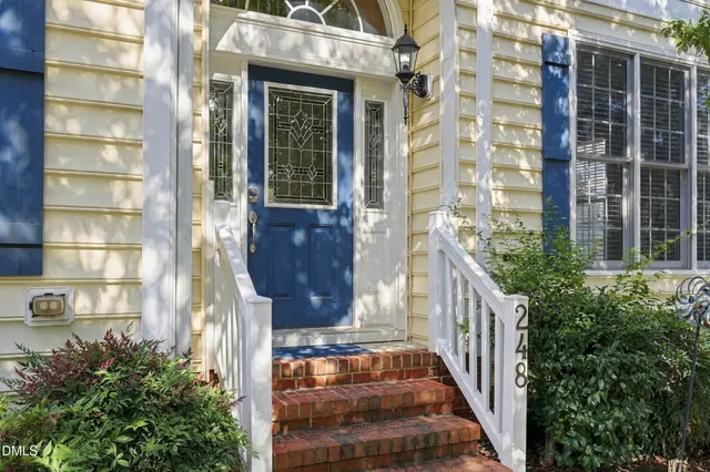 Popular Savannah Real Estate