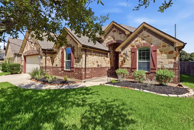 Cheap Auburn Lakes Pines Real Estate