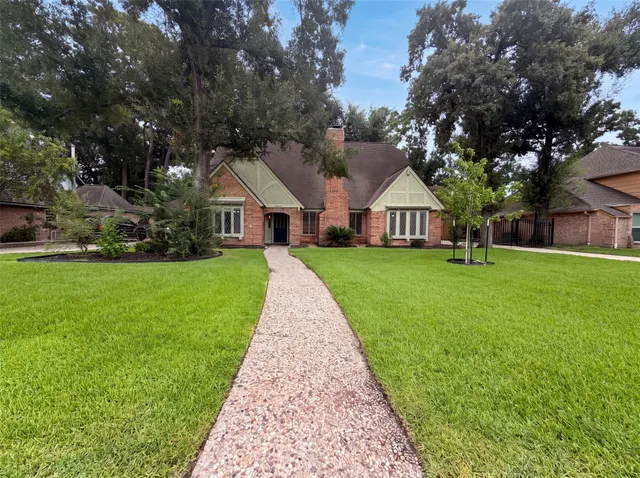 Popular Greenwood Forest Sec 07 Real Estate