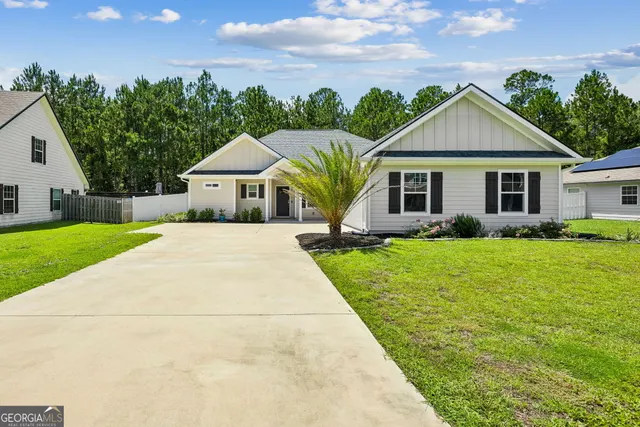 Popular Victoria Landing Real Estate