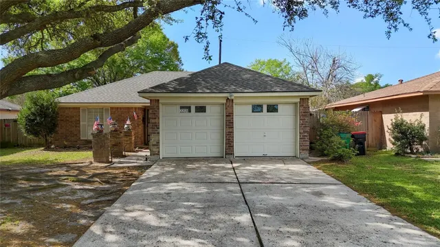 Popular Plumwood Sec 04 Real Estate