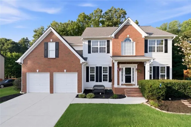 Popular SENECA FARMS Real Estate
