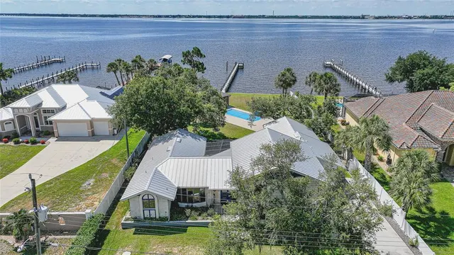 Popular CHARLOTTE SHORES UN 01 Real Estate