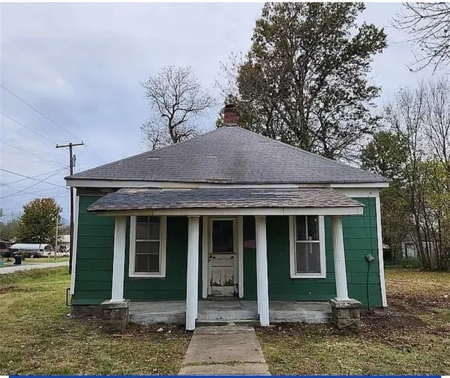 Cheap Baxter Springs Real Estate