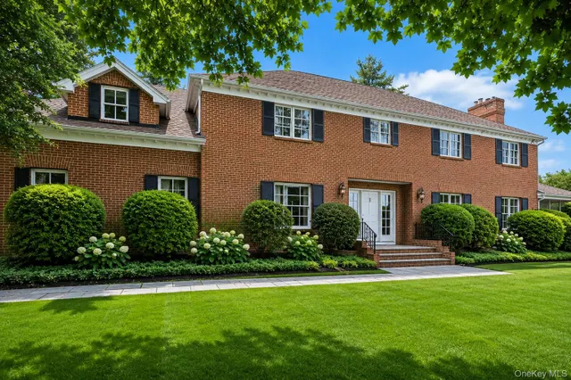 Popular Greenhaven Real Estate