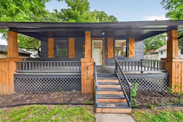 Popular Pickwick Place Real Estate