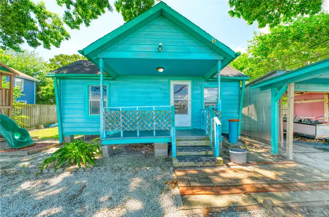 Popular Busch Terrace Real Estate