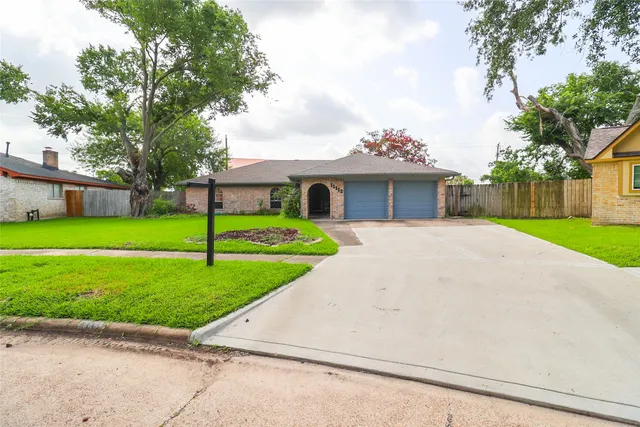 Popular Braeburn Valley West Real Estate