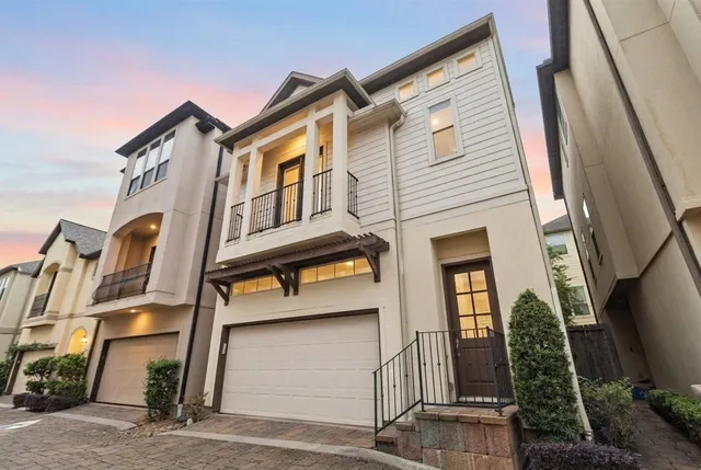 Popular Cottage Grove Sec 06 Real Estate