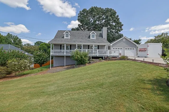 Popular Meadow Pono Real Estate