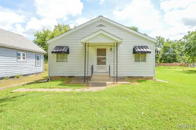 Cheap Dupo Real Estate