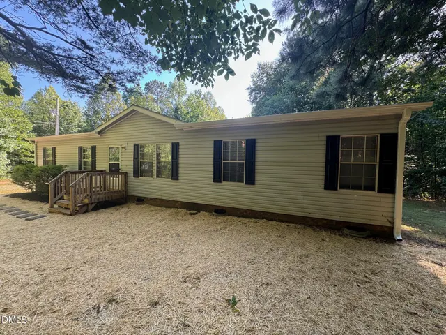 Popular Fiddlers Run Real Estate