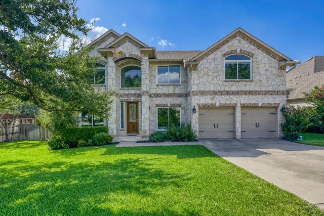 Popular Lake Pointe Real Estate