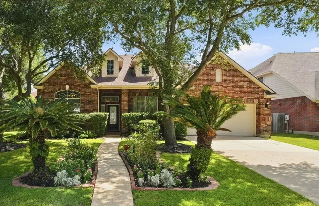 Popular Windrose Eagle Bend Sec 03 Real Estate