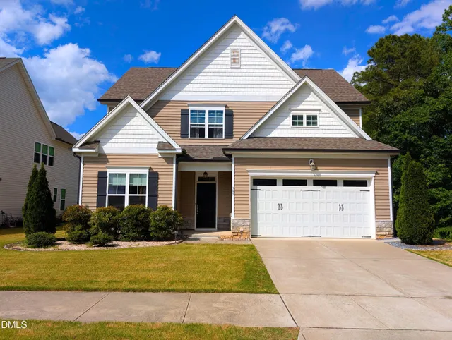 Popular The Bluffs at Joyner Park Real Estate