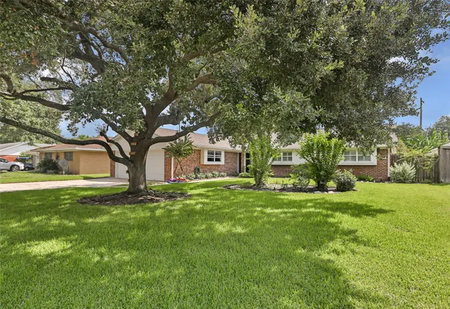 Popular Bowie Real Estate