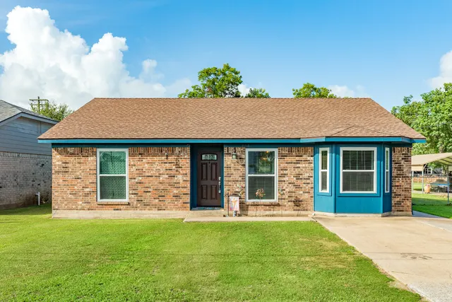 Popular 5 Danbury Real Estate