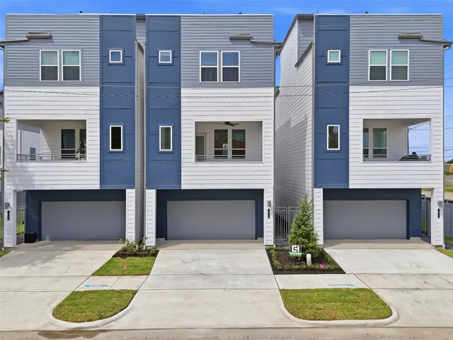 Expensive Hardy Views Real Estate