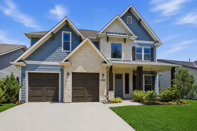 Popular Oak Forest 6 Real Estate