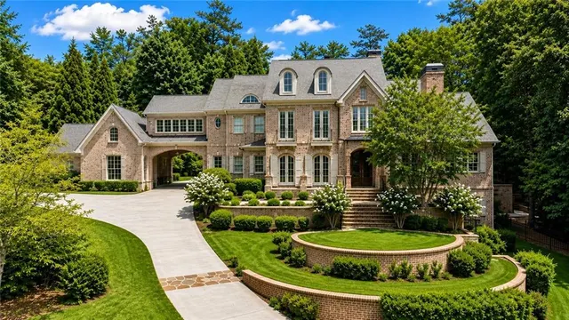 Expensive Tiller Walk Real Estate