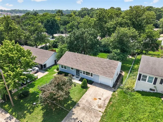Cheap Boone Manor Real Estate