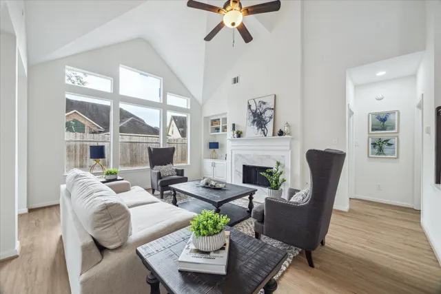 Popular Spring Lakes Sec 03 Real Estate