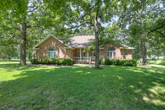 Popular Park Woods Real Estate