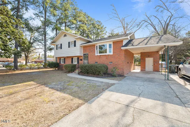 Popular Glendale Acres Real Estate