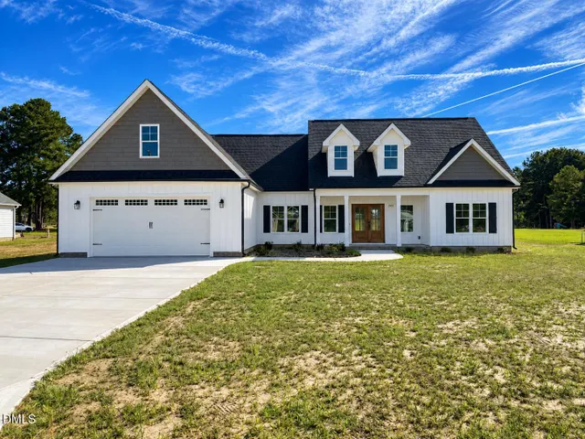 Popular Skylar Meadows Real Estate