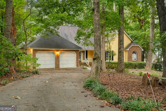 Popular Strawberry Bank Real Estate