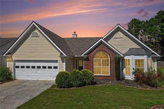 Popular MCEVER PARK PH1 Real Estate