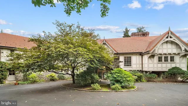 Popular Meadowbrook Real Estate