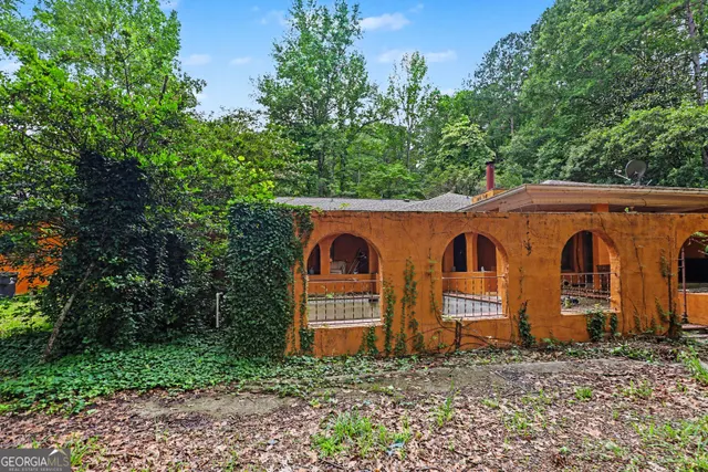 Popular CR Jones Real Estate