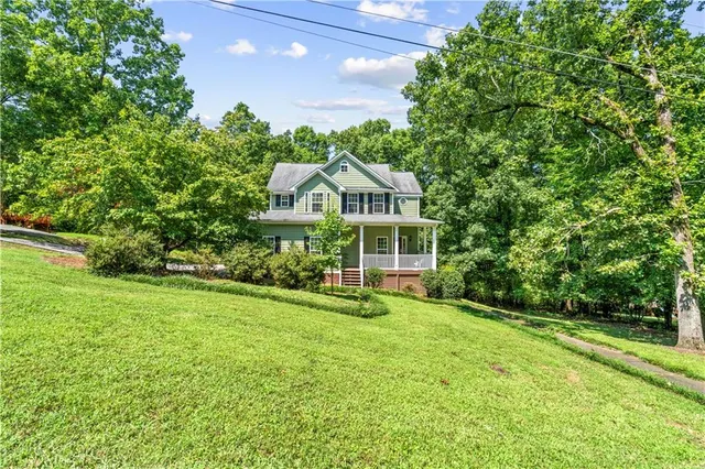 Popular Thornwood Real Estate